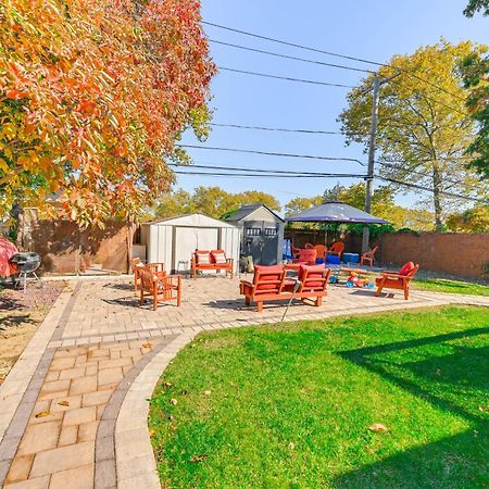 Central Elmont Studio With Great Outdoor Space! 외부 사진