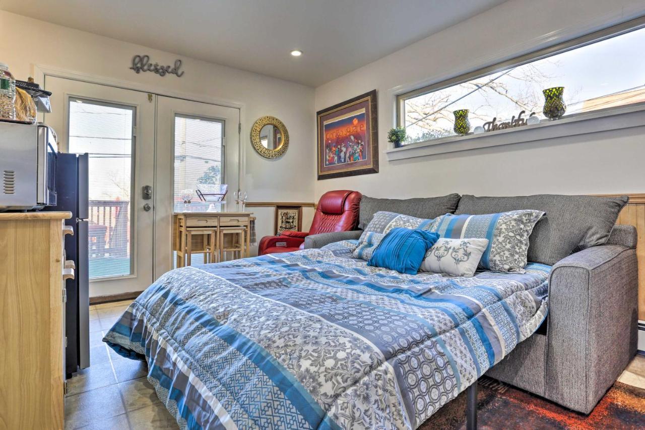 Central Elmont Studio With Great Outdoor Space! 외부 사진
